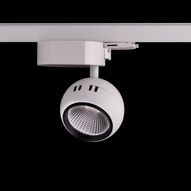 LED светильник трековый